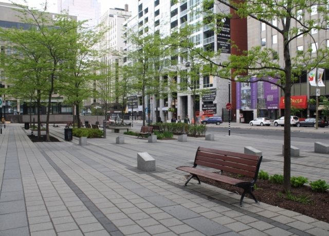 Montreal plazas 6